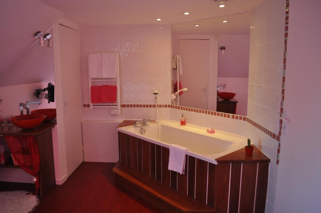 Le Petit Kerangoi Bed & Breakfast Pont-Aven Exterior foto